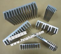 鋁型材單獨(dú)開模-散熱器